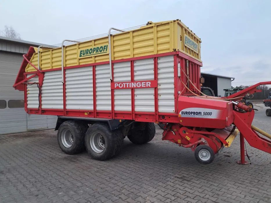 Przyczepa samozbierająca Pottinger Europrofi 5000 - Rendfelszedő: 2 kép. Przyczepa samozbierająca Pottinger Europrofi 5000 - Rendfelszedő: 2 kép.