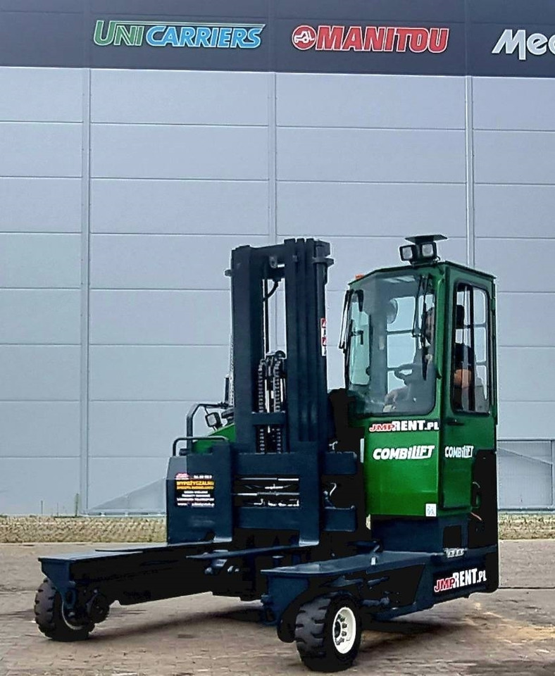 Combilift C 4000 LPG DEMO 196hrs - Négyutas tolóoszlopos targoncá: 5 kép. Combilift C 4000 LPG DEMO 196hrs - Négyutas tolóoszlopos targoncá: 5 kép.
