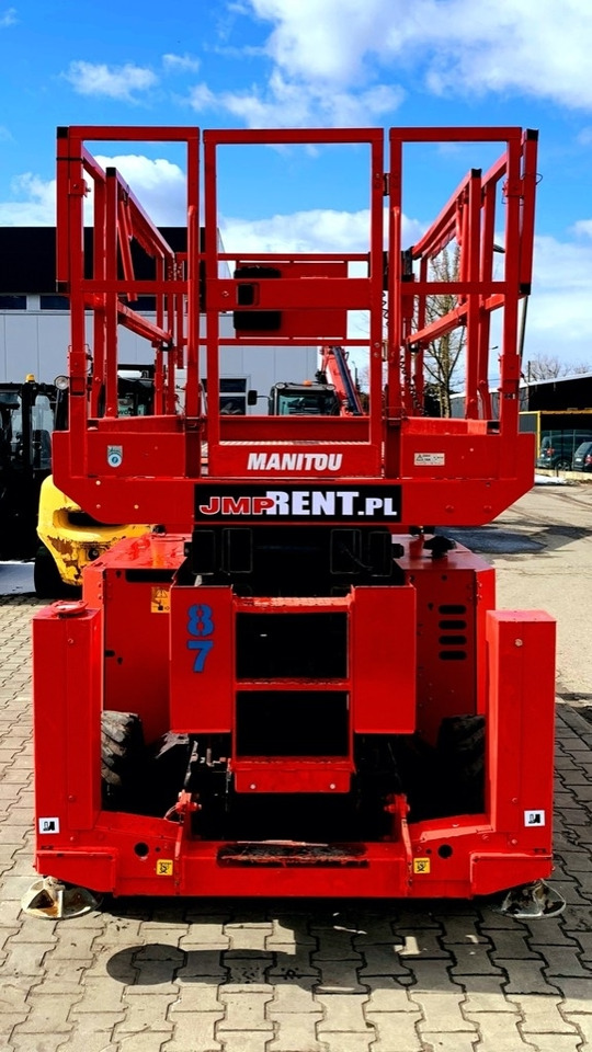Manitou 120SC - Ollós emelő: 4 kép. Manitou 120SC - Ollós emelő: 4 kép.
