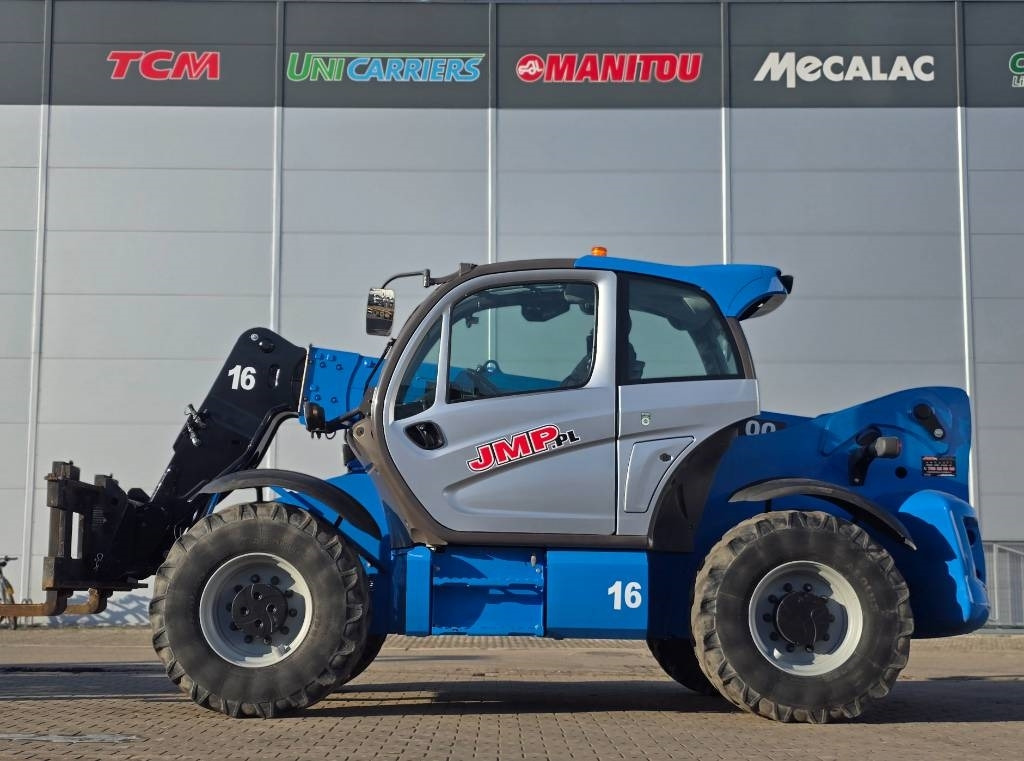 Manitou MHT 790 ST3B - Teleszkópos rakodó: 2 kép. Manitou MHT 790 ST3B - Teleszkópos rakodó: 2 kép.