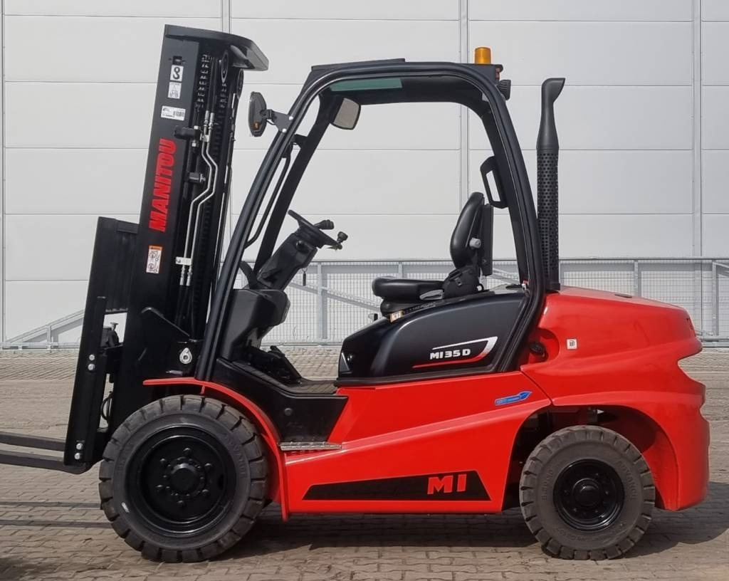 Manitou MI 35 D UNUSED - Dízel targonca: 3 kép. Manitou MI 35 D UNUSED - Dízel targonca: 3 kép.