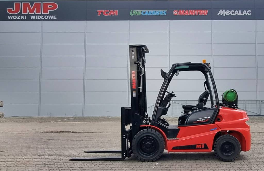 Manitou MI 35 G TRIPLEX 4700mm - Gázüzemű targonca: 5 kép. Manitou MI 35 G TRIPLEX 4700mm - Gázüzemű targonca: 5 kép.
