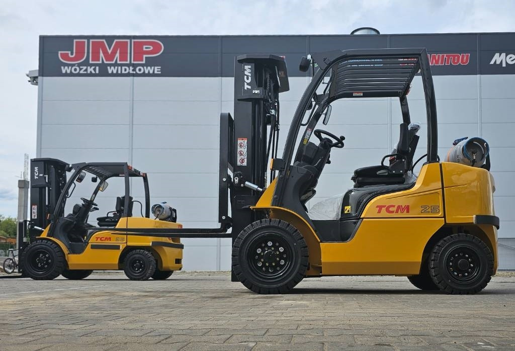 TCM FGE25-E2 UNUSED TRIPLEX4300mm - Gázüzemű targonca: 3 kép. TCM FGE25-E2 UNUSED TRIPLEX4300mm - Gázüzemű targonca: 3 kép.