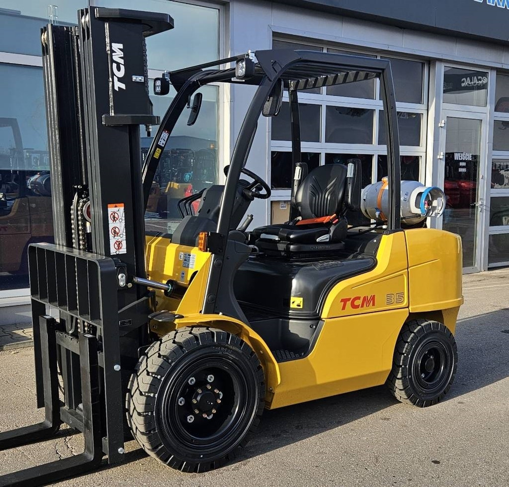 TCM FGE35-E2 BRAND NEW TR4700mm lízing TCM FGE35-E2 BRAND NEW TR4700mm: 23 kép. TCM FGE35-E2 BRAND NEW TR4700mm lízing TCM FGE35-E2 BRAND NEW TR4700mm: 23 kép.