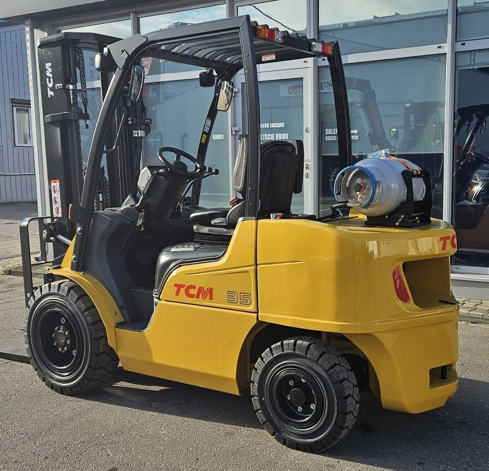 TCM FGE35-E2 BRAND NEW TR4700mm lízing TCM FGE35-E2 BRAND NEW TR4700mm: 19 kép. TCM FGE35-E2 BRAND NEW TR4700mm lízing TCM FGE35-E2 BRAND NEW TR4700mm: 19 kép.