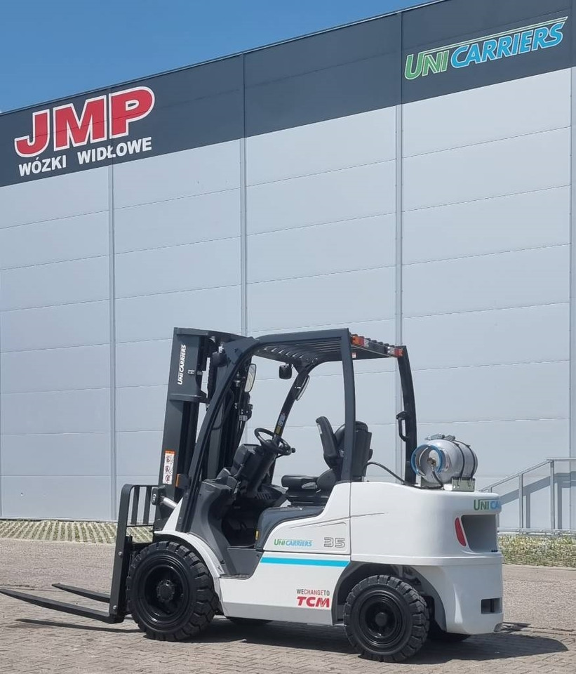 UniCarriers U2D2A35 FG35NT - Gázüzemű targonca: 4 kép. UniCarriers U2D2A35 FG35NT - Gázüzemű targonca: 4 kép.