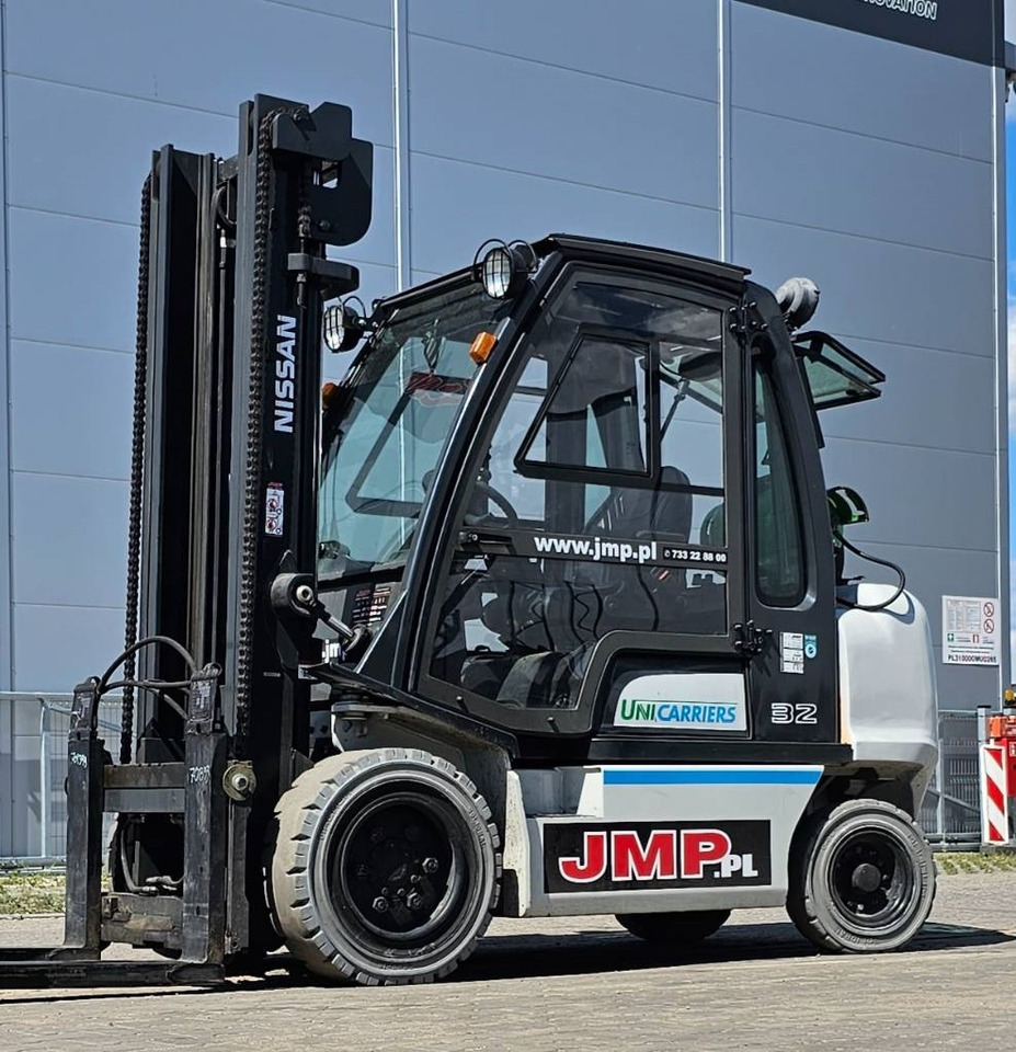 UniCarriers UG1D2A32LT - Gázüzemű targonca: 4 kép. UniCarriers UG1D2A32LT - Gázüzemű targonca: 4 kép.
