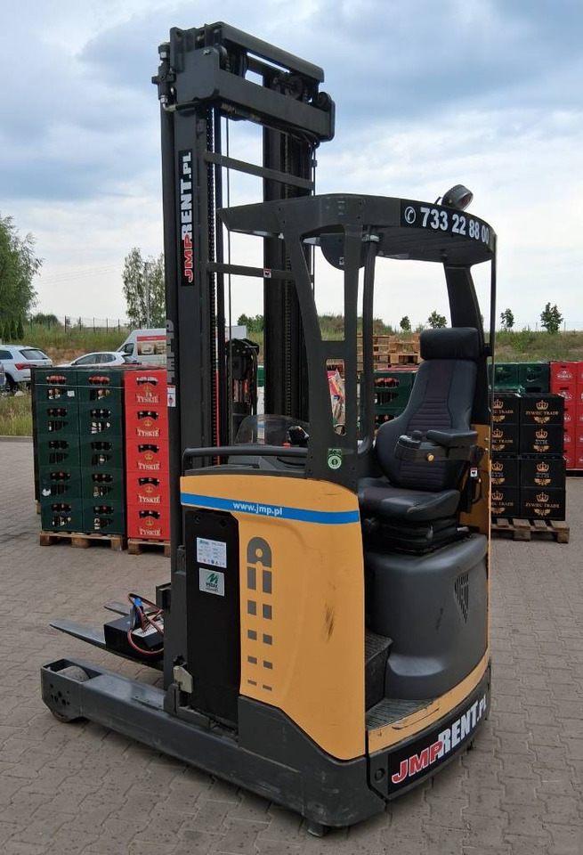 UniCarriers UMS 160 DTFVXC725 - Tolóoszlopos targoncá: 1 kép. UniCarriers UMS 160 DTFVXC725 - Tolóoszlopos targoncá: 1 kép.