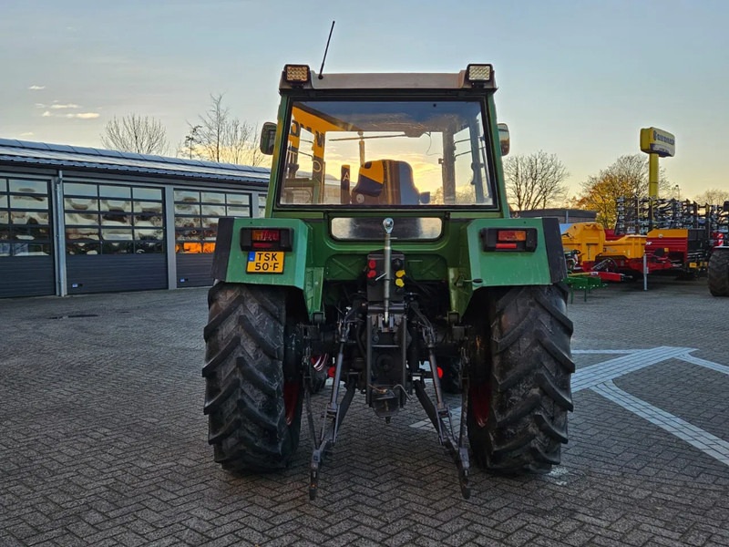 Fendt FARMER 308 LSA - Traktor: 4 kép. Fendt FARMER 308 LSA - Traktor: 4 kép.