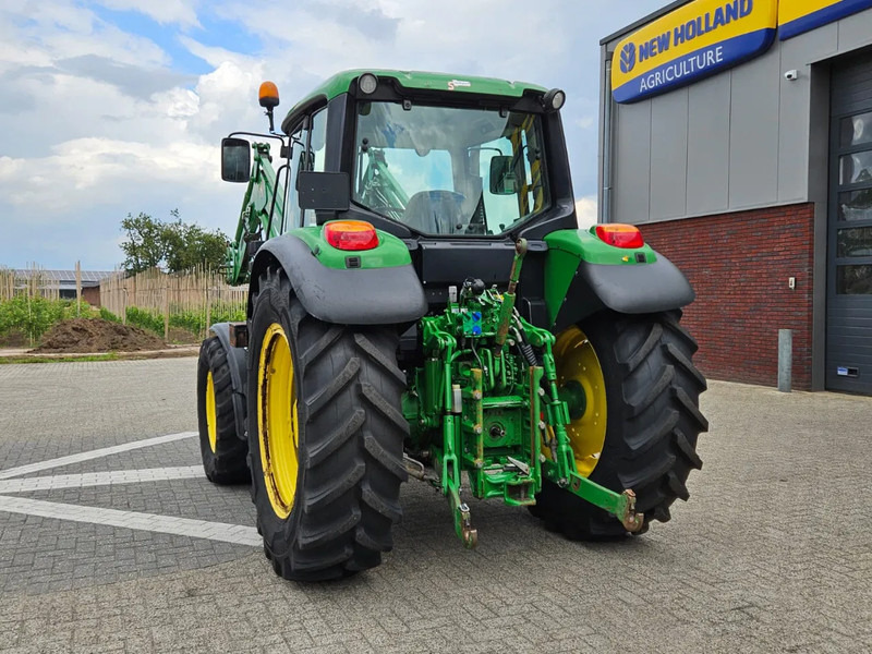John Deere 6230 met 631 voorlader - Traktor: 5 kép. John Deere 6230 met 631 voorlader - Traktor: 5 kép.