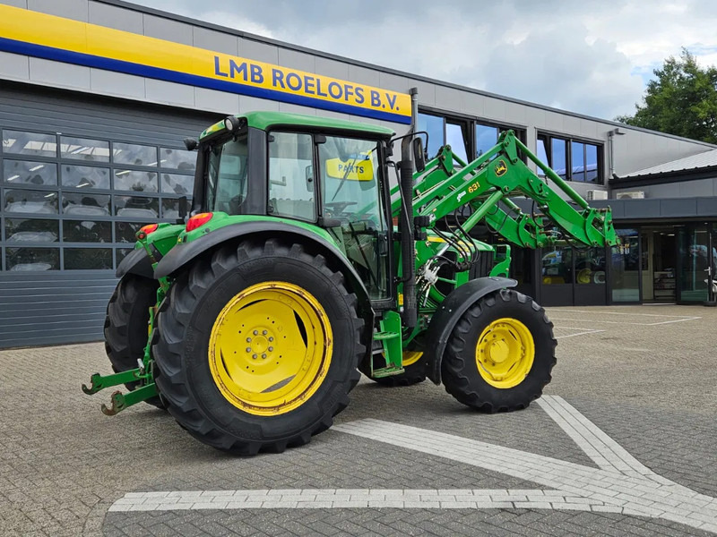 John Deere 6230 met 631 voorlader - Traktor: 3 kép. John Deere 6230 met 631 voorlader - Traktor: 3 kép.