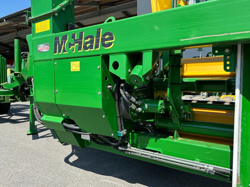 Bálacsomagoló McHale 998 wikkelaar: 8 kép.
