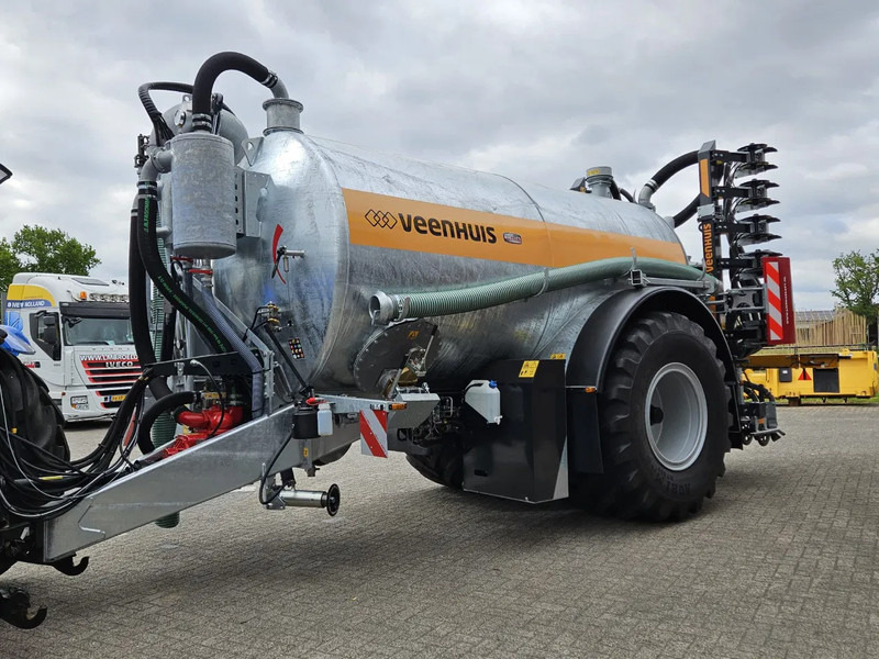 Veenhuis Profiline 12.500 - Mezőgazdasági gépek: 2 kép. Veenhuis Profiline 12.500 - Mezőgazdasági gépek: 2 kép.