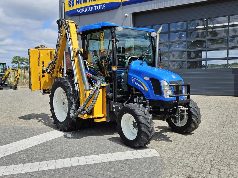New Holland Boomer 3050 met Bos Maaiarm - Kistraktor: 1 kép. New Holland Boomer 3050 met Bos Maaiarm - Kistraktor: 1 kép.