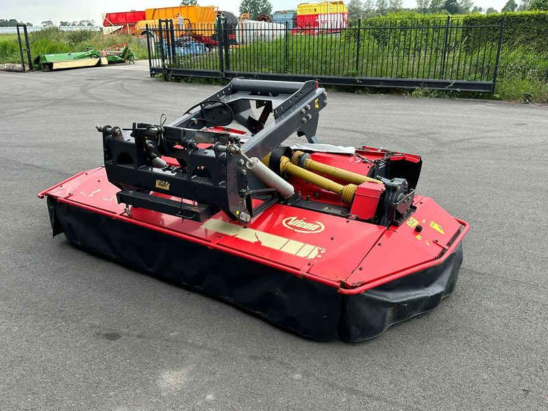 Vicon KM 5.30F trommelmaaier - Fűkasza: 3 kép. Vicon KM 5.30F trommelmaaier - Fűkasza: 3 kép.