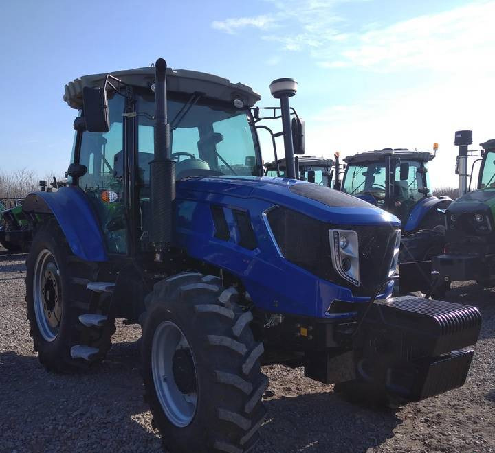 NEW 4x4 Tractor 130 HP MAXUS Warranty up to 10 YEARS НОВИЙ Трактор 4x4 130 К.с. MAXUS Гарантія до 10 РОКІВ NOWY Ciągnik 4x4 130 KM MAXUS Gwarancja do 10 LAT - Traktor: 5 kép. NEW 4x4 Tractor 130 HP MAXUS Warranty up to 10 YEARS НОВИЙ Трактор 4x4 130 К.с. MAXUS Гарантія до 10 РОКІВ NOWY Ciągnik 4x4 130 KM MAXUS Gwarancja do 10 LAT - Traktor: 5 kép.