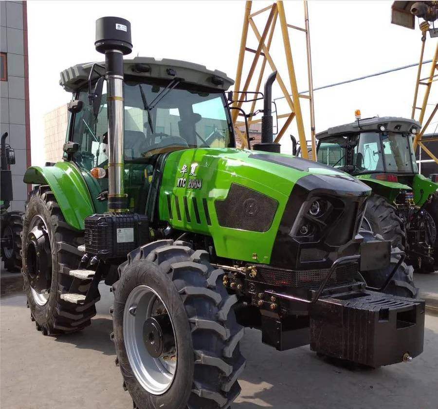NEW 4x4 Tractor 130 HP MAXUS Warranty up to 10 YEARS НОВИЙ Трактор 4x4 130 К.с. MAXUS Гарантія до 10 РОКІВ NOWY Ciągnik 4x4 130 KM MAXUS Gwarancja do 10 LAT - Traktor: 4 kép. NEW 4x4 Tractor 130 HP MAXUS Warranty up to 10 YEARS НОВИЙ Трактор 4x4 130 К.с. MAXUS Гарантія до 10 РОКІВ NOWY Ciągnik 4x4 130 KM MAXUS Gwarancja do 10 LAT - Traktor: 4 kép.