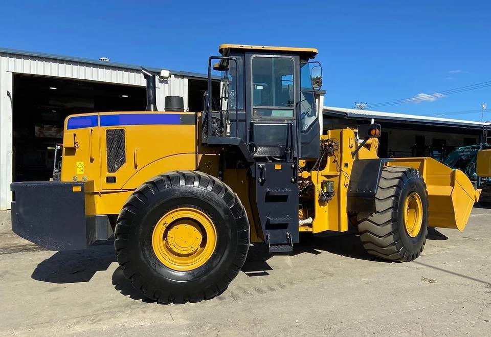 NEW CAT Caterpillar 7 TON Loader Warranty up to 10 YEARS НОВА Копарка CAT Caterpillar 7 ТОН Гарантія до 10 РОКІВ NOWA Ładowarka CAT Caterpillar 7 TON Gwarancja do 10 LAT - Gumikerekes homlokrakodó: 2 kép. NEW CAT Caterpillar 7 TON Loader Warranty up to 10 YEARS НОВА Копарка CAT Caterpillar 7 ТОН Гарантія до 10 РОКІВ NOWA Ładowarka CAT Caterpillar 7 TON Gwarancja do 10 LAT - Gumikerekes homlokrakodó: 2 kép.