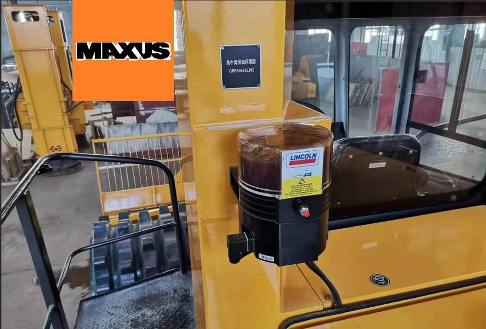 NEW MAXUS 20 TON Compactor Warranty | НОВИЙ КОМПАКТОР MAXUS 20 ТОН Гарантія - Talajtömörítő: 3 kép. NEW MAXUS 20 TON Compactor Warranty | НОВИЙ КОМПАКТОР MAXUS 20 ТОН Гарантія - Talajtömörítő: 3 kép.
