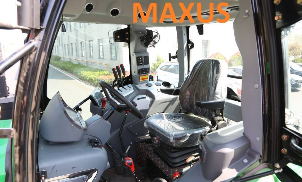 Új Traktor NEW MAXUS 200 HP Tractor 4x4 Warranty up to 10 Years  НОВИЙ MAXUS 200 К.с. Трактор 4x4 Гарантія до 10 Років  NOWY MAXUS 200 KM Ciągnik 4x4 Gwarancja do 10 LAT: 10 kép.