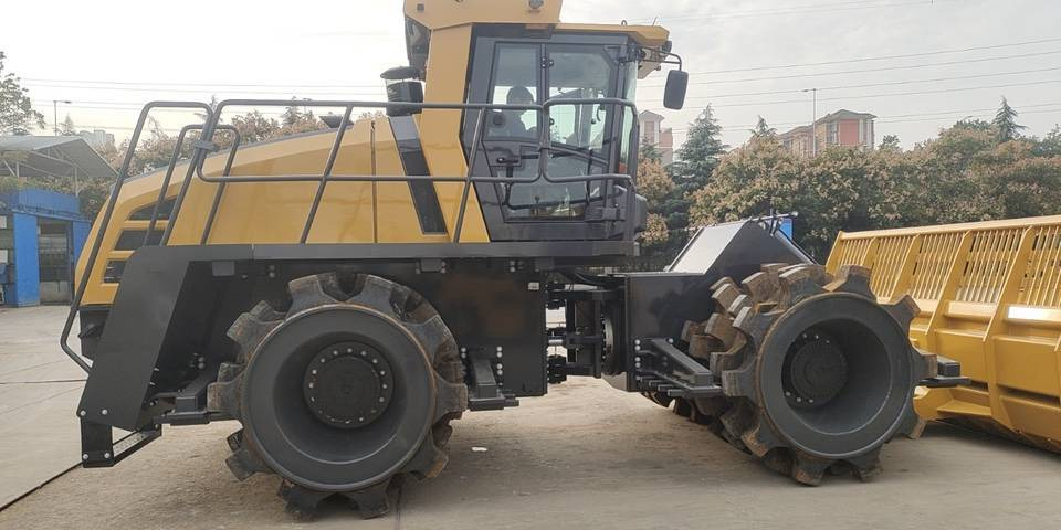 NEW MAXUS 36 TON Compactor Warranty up to 10 YEARS НОВИЙ Компактор 36 ТОН MAXUS Гарантія до 10 РОКІВ NOWY Kompaktor 36 TON MAXUS Gwarancja - Talajtömörítő: 1 kép. NEW MAXUS 36 TON Compactor Warranty up to 10 YEARS НОВИЙ Компактор 36 ТОН MAXUS Гарантія до 10 РОКІВ NOWY Kompaktor 36 TON MAXUS Gwarancja - Talajtömörítő: 1 kép.
