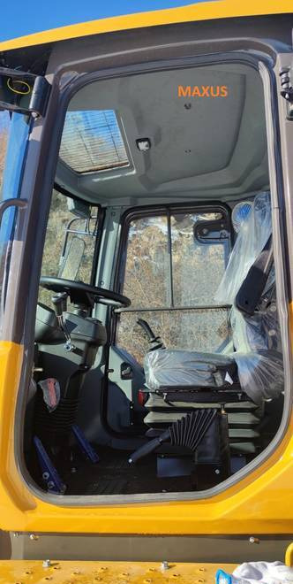 NEW MAXUS 5T Wheeled Backhoe Loader Warranty up to 10 YEARS | НОВА Колісна Екскаватор-навантажувач MAXUS 5Т Гарантія до 10 РОКІВ - Gumikerekes homlokrakodó: 3 kép. NEW MAXUS 5T Wheeled Backhoe Loader Warranty up to 10 YEARS | НОВА Колісна Екскаватор-навантажувач MAXUS 5Т Гарантія до 10 РОКІВ - Gumikerekes homlokrakodó: 3 kép.