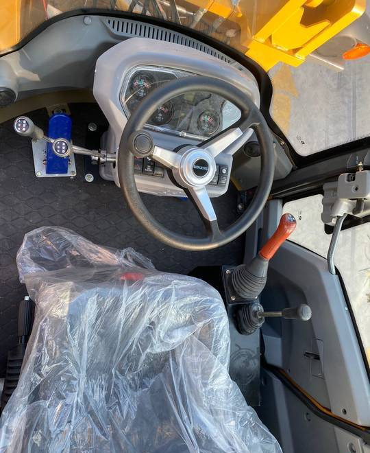 NEW MAXUS Wheeled Loader Crocodile Warranty up to 10 YEARS | НОВИЙ Колісний навантажувач MAXUS крокодил Гарантія до 10 РОКІВ - Gumikerekes homlokrakodó: 4 kép. NEW MAXUS Wheeled Loader Crocodile Warranty up to 10 YEARS | НОВИЙ Колісний навантажувач MAXUS крокодил Гарантія до 10 РОКІВ - Gumikerekes homlokrakodó: 4 kép.