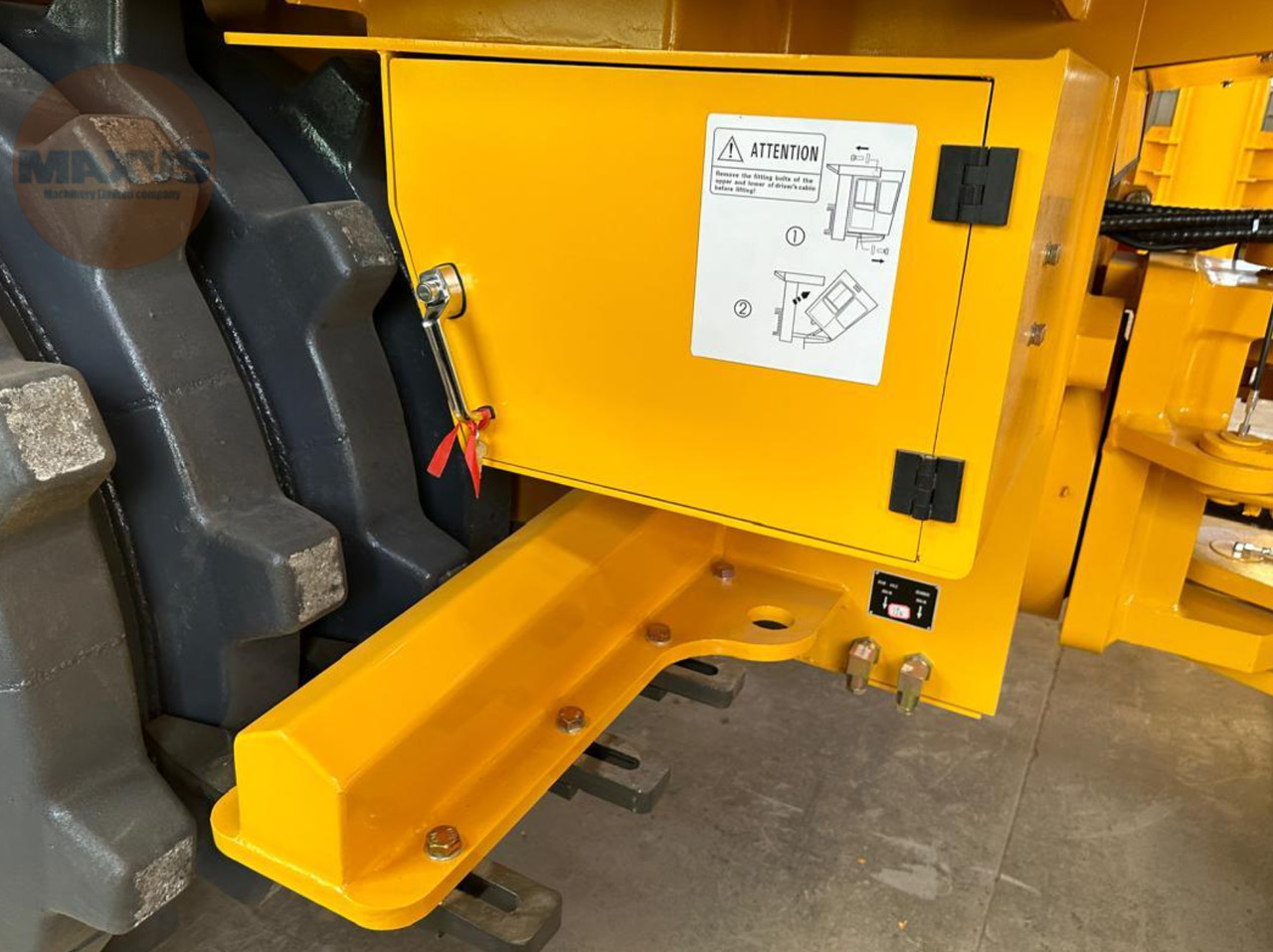 New Compactor MAXUS 35 ton - Talajtömörítő: 5 kép. New Compactor MAXUS 35 ton - Talajtömörítő: 5 kép.