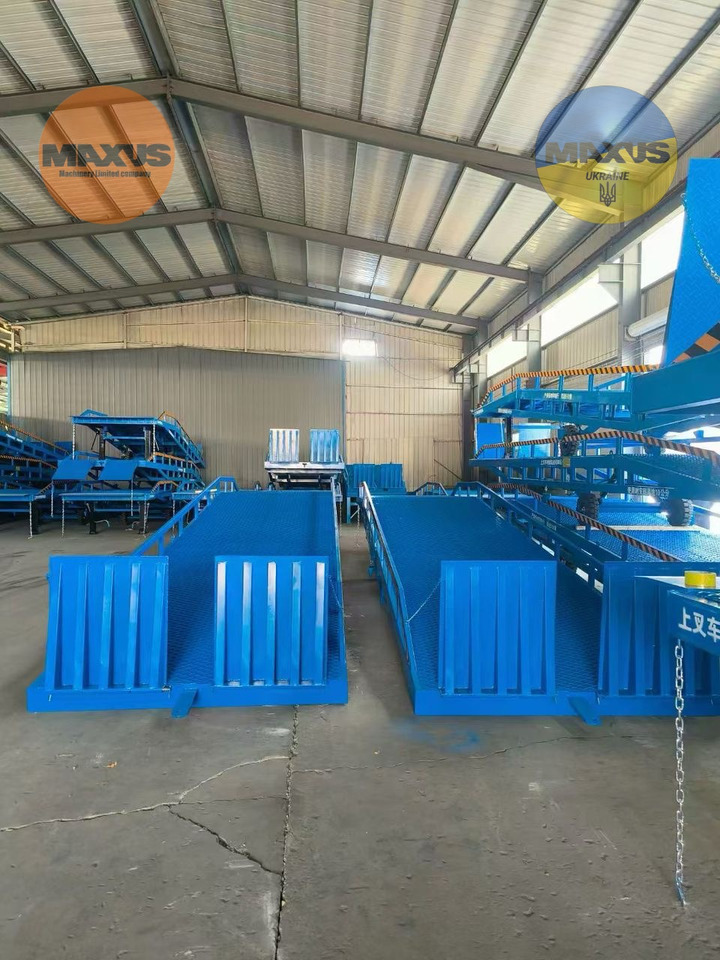 Maxus NEW mobile loading ramp with a capacity of 10 tons - Rakodó rámpa: 2 kép. Maxus NEW mobile loading ramp with a capacity of 10 tons - Rakodó rámpa: 2 kép.