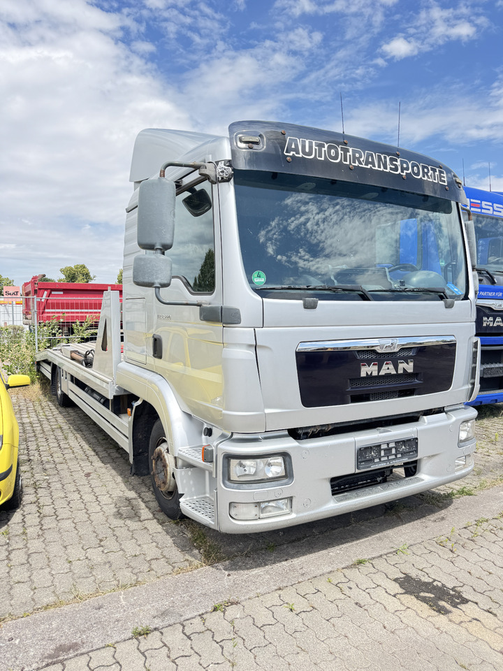 MAN TGL 8.220 BL 8.220 - Autószállító teherautó: 2 kép. MAN TGL 8.220 BL 8.220 - Autószállító teherautó: 2 kép.