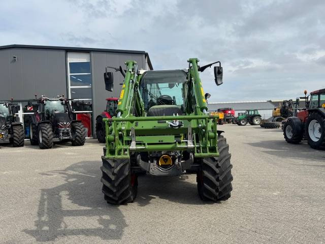 Fendt 314 Profi Gen4, FH+FR.PTO+Voorlader, 740 uur! - Traktor: 5 kép. Fendt 314 Profi Gen4, FH+FR.PTO+Voorlader, 740 uur! - Traktor: 5 kép.