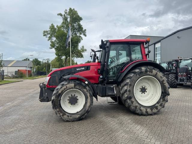 Valtra T193 Hitech TWINTRAC 5900 uur! - Traktor: 5 kép. Valtra T193 Hitech TWINTRAC 5900 uur! - Traktor: 5 kép.