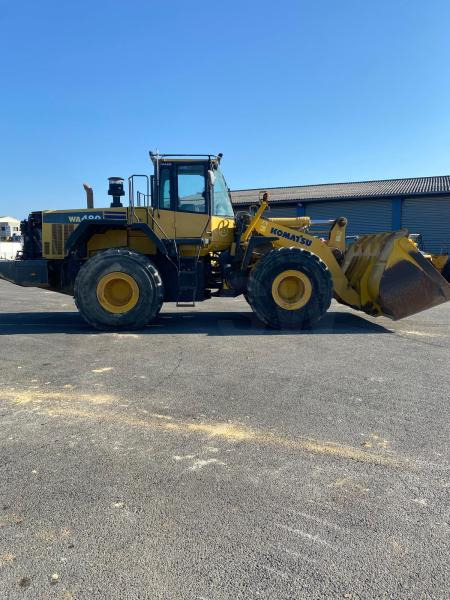 Komatsu WA480-5 H - Gumikerekes homlokrakodó: 2 kép. Komatsu WA480-5 H - Gumikerekes homlokrakodó: 2 kép.