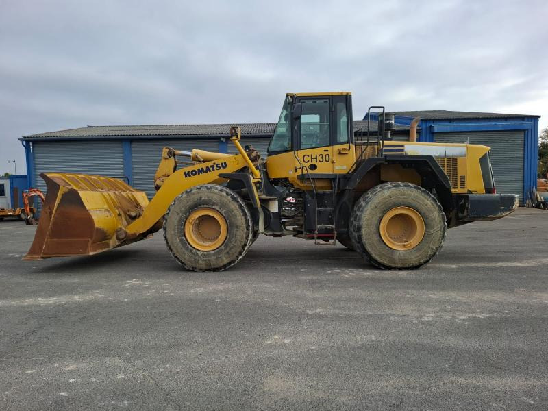 Komatsu WA480-6 - Gumikerekes homlokrakodó: 5 kép. Komatsu WA480-6 - Gumikerekes homlokrakodó: 5 kép.