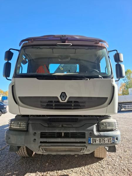 Renault 370 DXI - Horgos rakodó teherautó, Darus autó: 2 kép. Renault 370 DXI - Horgos rakodó teherautó, Darus autó: 2 kép.