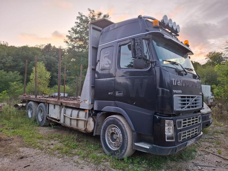 Volvo FH16 - 610 - Platós teherautó: 1 kép. Volvo FH16 - 610 - Platós teherautó: 1 kép.