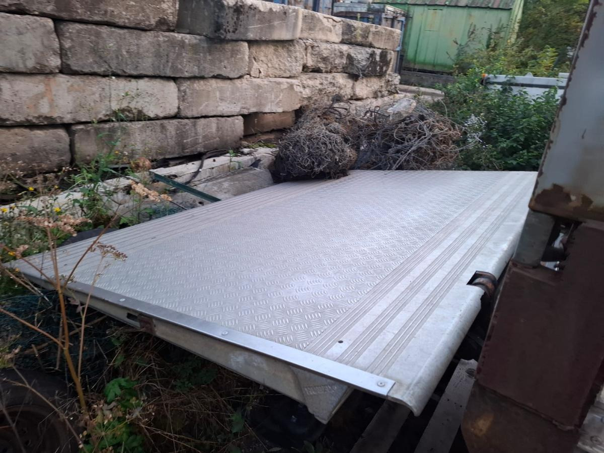 Hűtős teherautó Volvo FL6: 7 kép.