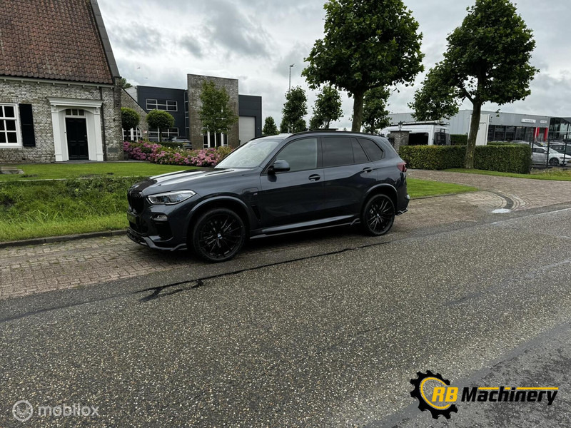 BMW X5 xDrive45e High Executive M -sport Xdrive 394 pk - Terepjáró/ SUV: 5 kép. BMW X5 xDrive45e High Executive M -sport Xdrive 394 pk - Terepjáró/ SUV: 5 kép.