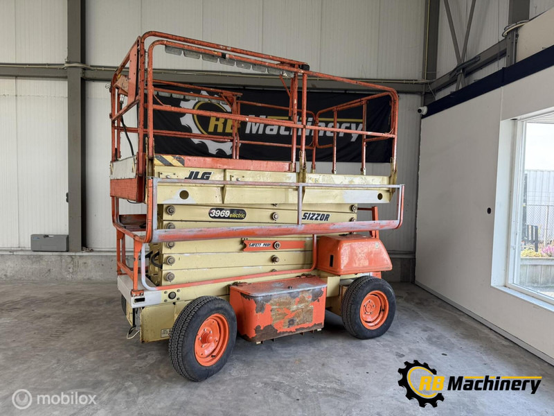 Onbekend merken JLG 3969 - Villás targonca: 1 kép. Onbekend merken JLG 3969 - Villás targonca: 1 kép.