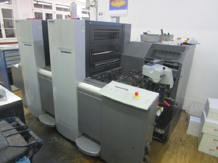 HB SM 52-2 - Ofszet nyomdagép: 4 kép. HB SM 52-2 - Ofszet nyomdagép: 4 kép.