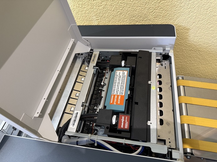 KUVERTIERMASCHINE NEOPOST AS 970 C - Nyomdagép: 3 kép. KUVERTIERMASCHINE NEOPOST AS 970 C - Nyomdagép: 3 kép.