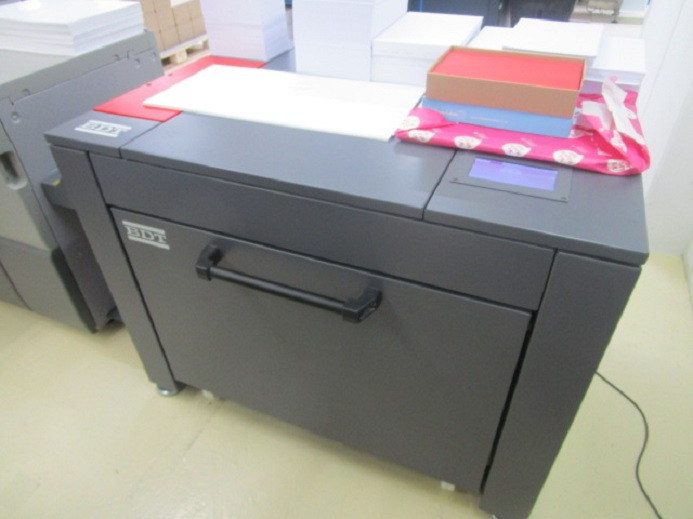 LANGBOGENANLEGER VX 370 FEEDER RICOH - Nyomdagép: 2 kép. LANGBOGENANLEGER VX 370 FEEDER RICOH - Nyomdagép: 2 kép.