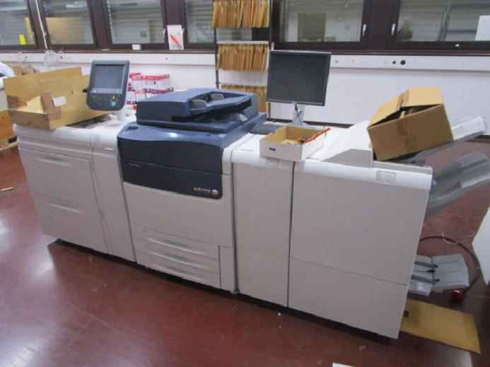 XEROX VERSANT 180 PRESS - Digitális nyomdagép: 1 kép. XEROX VERSANT 180 PRESS - Digitális nyomdagép: 1 kép.