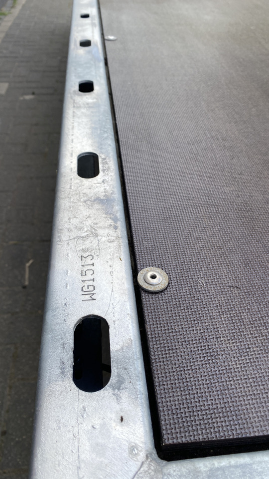 Új Platós pótkocsi PLATFORMY PRZYCZEPA 4x2 WARK DMC 2700 / WARK 4x2 Platform Trailer DMC 2700: 10 kép. Új Platós pótkocsi PLATFORMY PRZYCZEPA 4x2 WARK DMC 2700 / WARK 4x2 Platform Trailer DMC 2700: 10 kép.