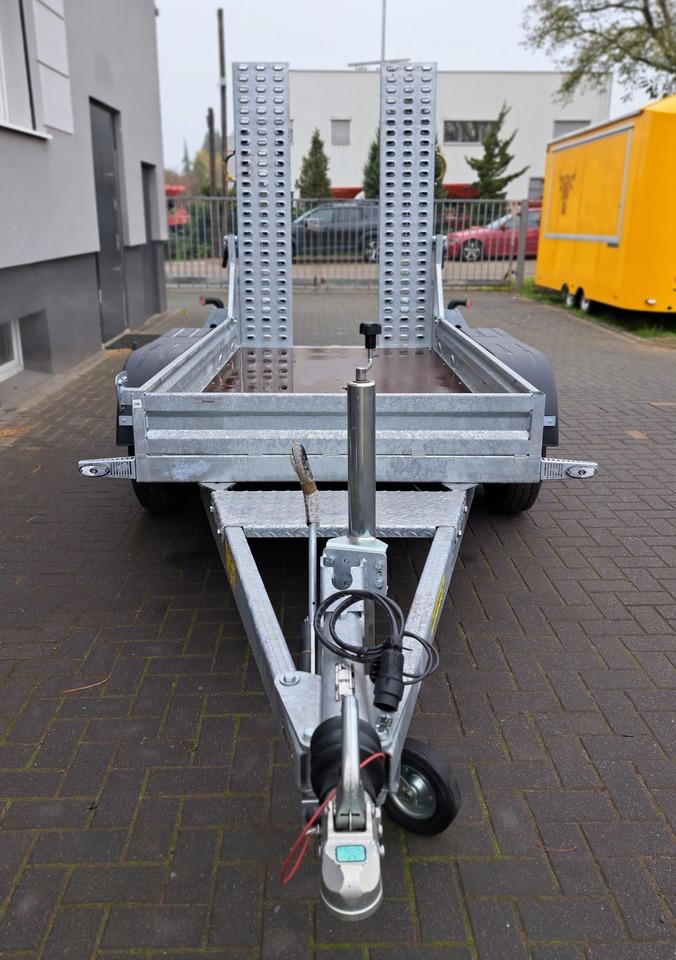 PROMOCJA! PRZYCZEPA PODKOPARKOWA ECO, DMC 2700 / PROMOTION! ECO EXCAVATOR TRAILER, GVW 2700 - Gépszállító utánfutó: 3 kép. PROMOCJA! PRZYCZEPA PODKOPARKOWA ECO, DMC 2700 / PROMOTION! ECO EXCAVATOR TRAILER, GVW 2700 - Gépszállító utánfutó: 3 kép.