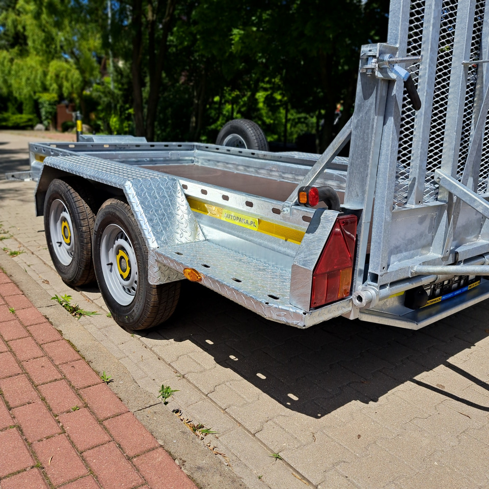 PRZYCZEPA LAWETA DO MINIKOPARKI POD KOPARKĘ Z RAMPĄ 2700KG / MINI EXCAVATOR TRANSPORTER TRAILER WITH RAMPS 2700KG - Gépszállító utánfutó: 3 kép. PRZYCZEPA LAWETA DO MINIKOPARKI POD KOPARKĘ Z RAMPĄ 2700KG / MINI EXCAVATOR TRANSPORTER TRAILER WITH RAMPS 2700KG - Gépszállító utánfutó: 3 kép.