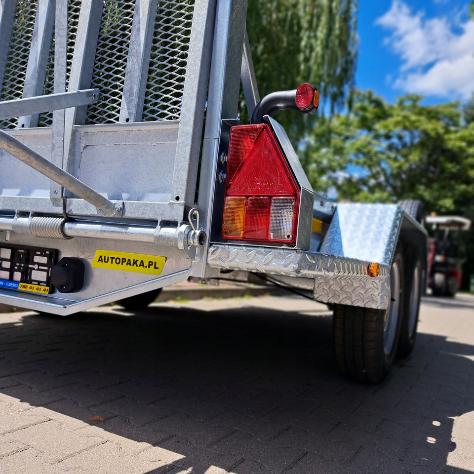 Új Gépszállító utánfutó PRZYCZEPA LAWETA DO MINIKOPARKI POD KOPARKĘ Z RAMPEM 2700KG / EXCAVATOR MINI EXCAVATOR TRANSPORTER TRAILER WITH RAMPS 2700KG: 9 kép.