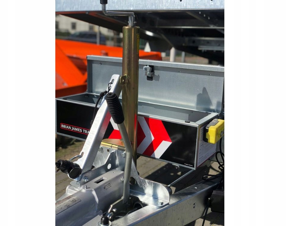 PRZYCZEPA WYWROTKA BJT CARGO TIPPER 3,6x2, 3,5T, 2 OS / BJT CARGO Tipper Trailer 3.6x2, 3.5T, 2 Axles - Pótkocsi billenőplatós: 5 kép. PRZYCZEPA WYWROTKA BJT CARGO TIPPER 3,6x2, 3,5T, 2 OS / BJT CARGO Tipper Trailer 3.6x2, 3.5T, 2 Axles - Pótkocsi billenőplatós: 5 kép.