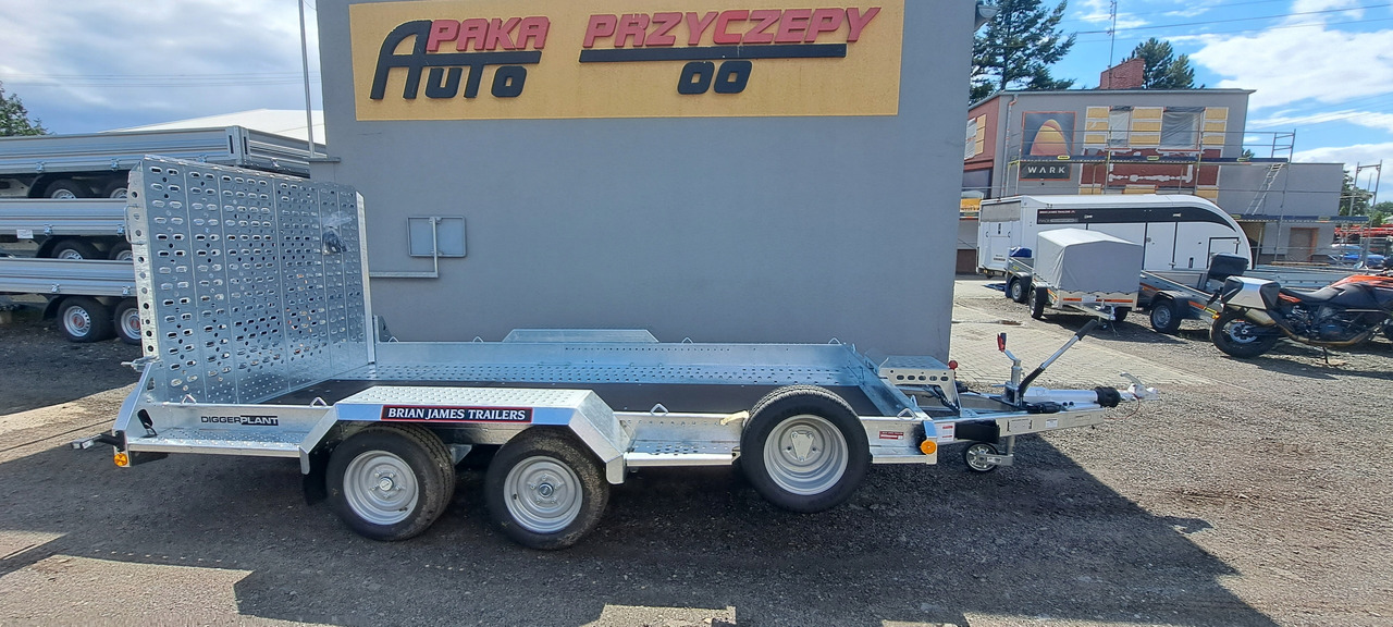 PRZYCZEPA Z RAMPĄ POD KOPARKĘ DO MINIKOPARKI 3500 / TRAILER WITH RAMPS FOR EXCAVATOR MINI EXCAVATOR 3500 - Gépszállító utánfutó: 2 kép. PRZYCZEPA Z RAMPĄ POD KOPARKĘ DO MINIKOPARKI 3500 / TRAILER WITH RAMPS FOR EXCAVATOR MINI EXCAVATOR 3500 - Gépszállító utánfutó: 2 kép.