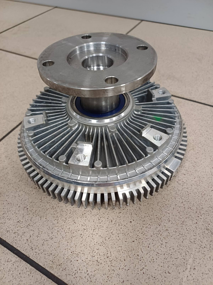 BEHR - Kuplung és alkatrészek: 3 kép. BEHR - Kuplung és alkatrészek: 3 kép.